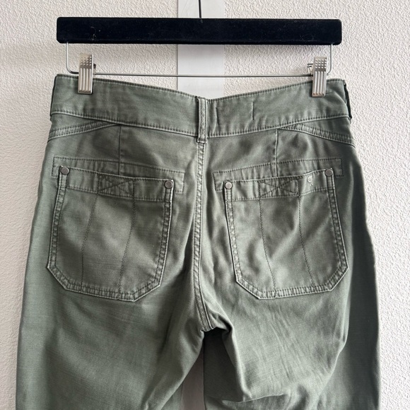 Anthropologie Pilcro The Wanderer Mid-Rise Relaxed-Leg Pants Moss Green Utility - Picture 9 of 15